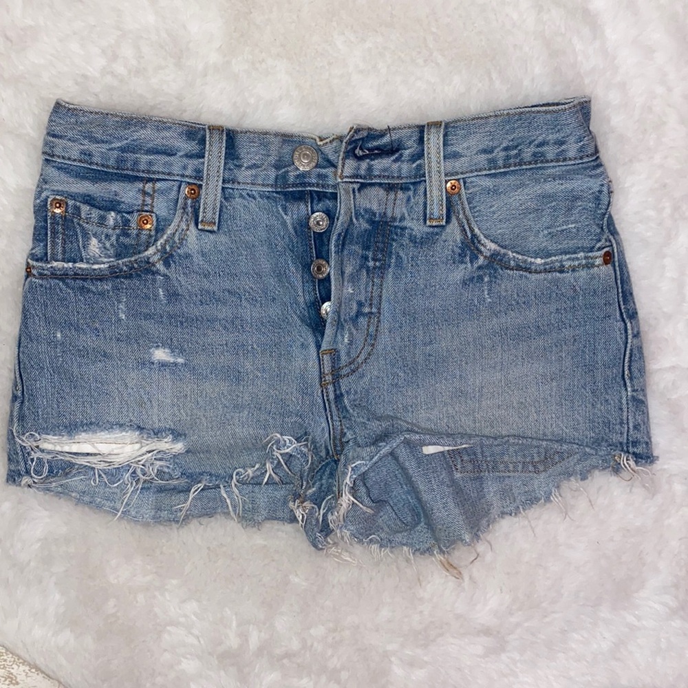 Levi’s jean shorts
